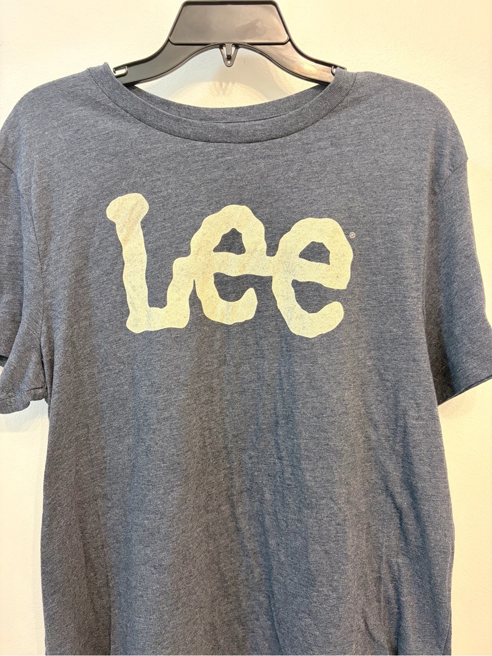 NWOT Fashion T Shirt with Lee logo - Picture 3 of 3